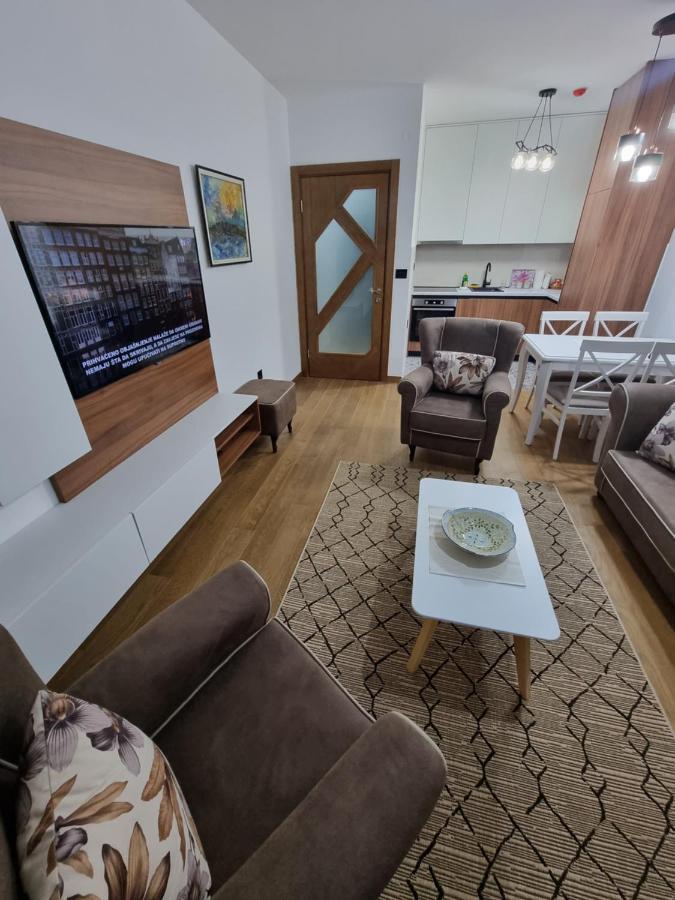 Fantastic New Centre Apartment Podgorica Exterior foto